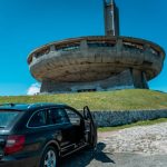 българия, Hillview Bulgaria, забележителност на върха, модерна архитектура, туристическа атракция, панорамна гледка.