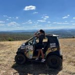 ВПН_ALT_TEXT: Автомобил за офроуд турове в България, планинско природно средище.