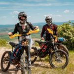 Открито приключение с планински електрически велосипеди в България.