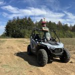 Автомобил за приключения на открито в Hillview Bulgaria.