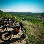 разходка с електрически кросов мотор