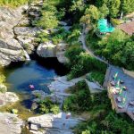 Ласкаво към курорт Hillview Bulgaria с красива природа и водопадени.