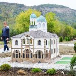миниатюрна църква, модел за туристическа забележителност, България, Hillview Bulgaria, архитектура, архитектурен модел, туристическа атракция.